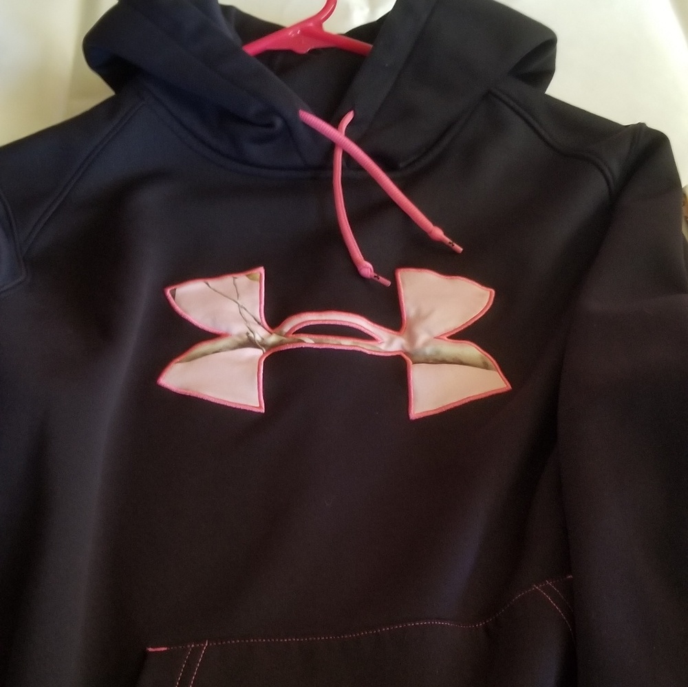 UA HOODIE